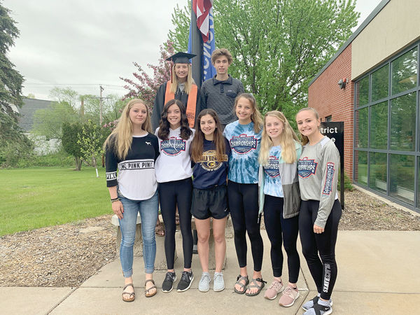 Bloomer Sends Nine To State Track & Field